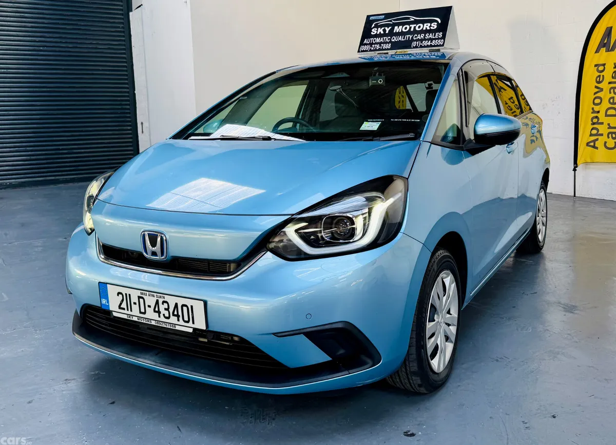 Honda Fit Hatchback, Petrol Hybrid, 2021, Blue