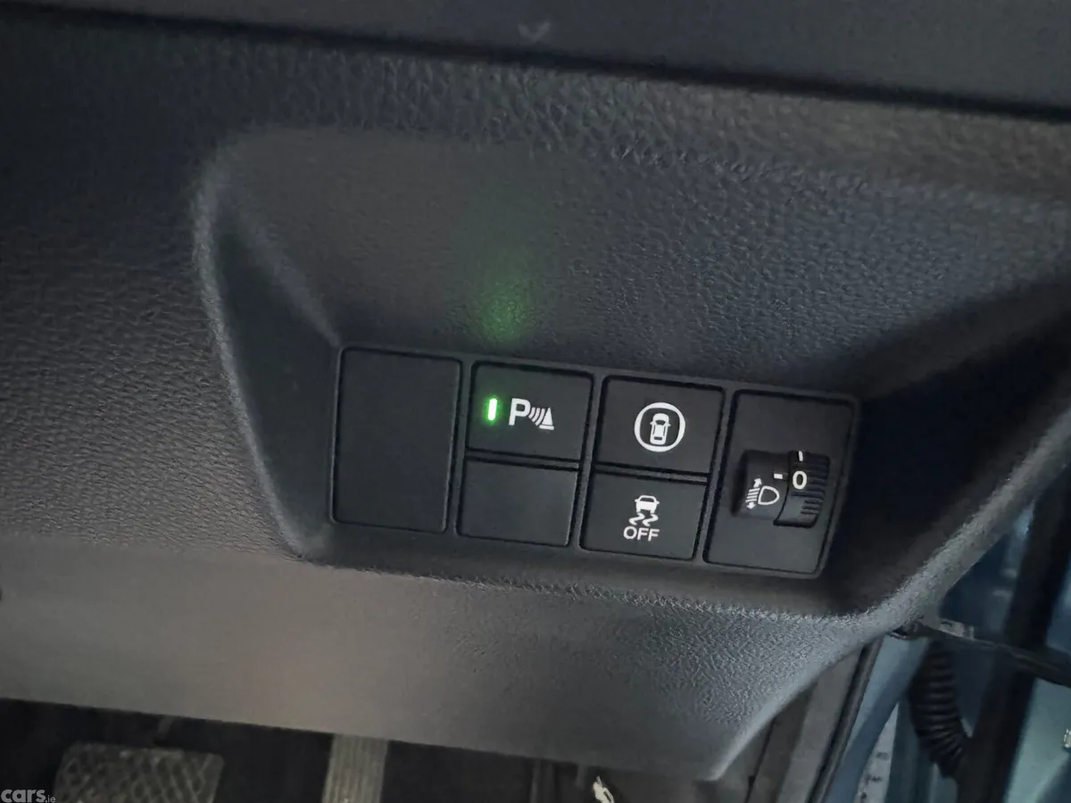 Honda Fit Hatchback, Petrol Hybrid, 2021, Blue