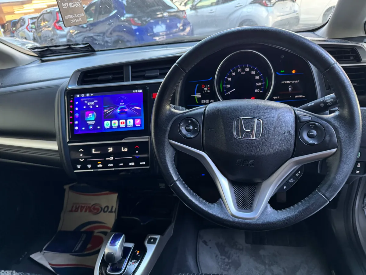 Honda Fit Hatchback, Petrol Hybrid, 2015, Silver