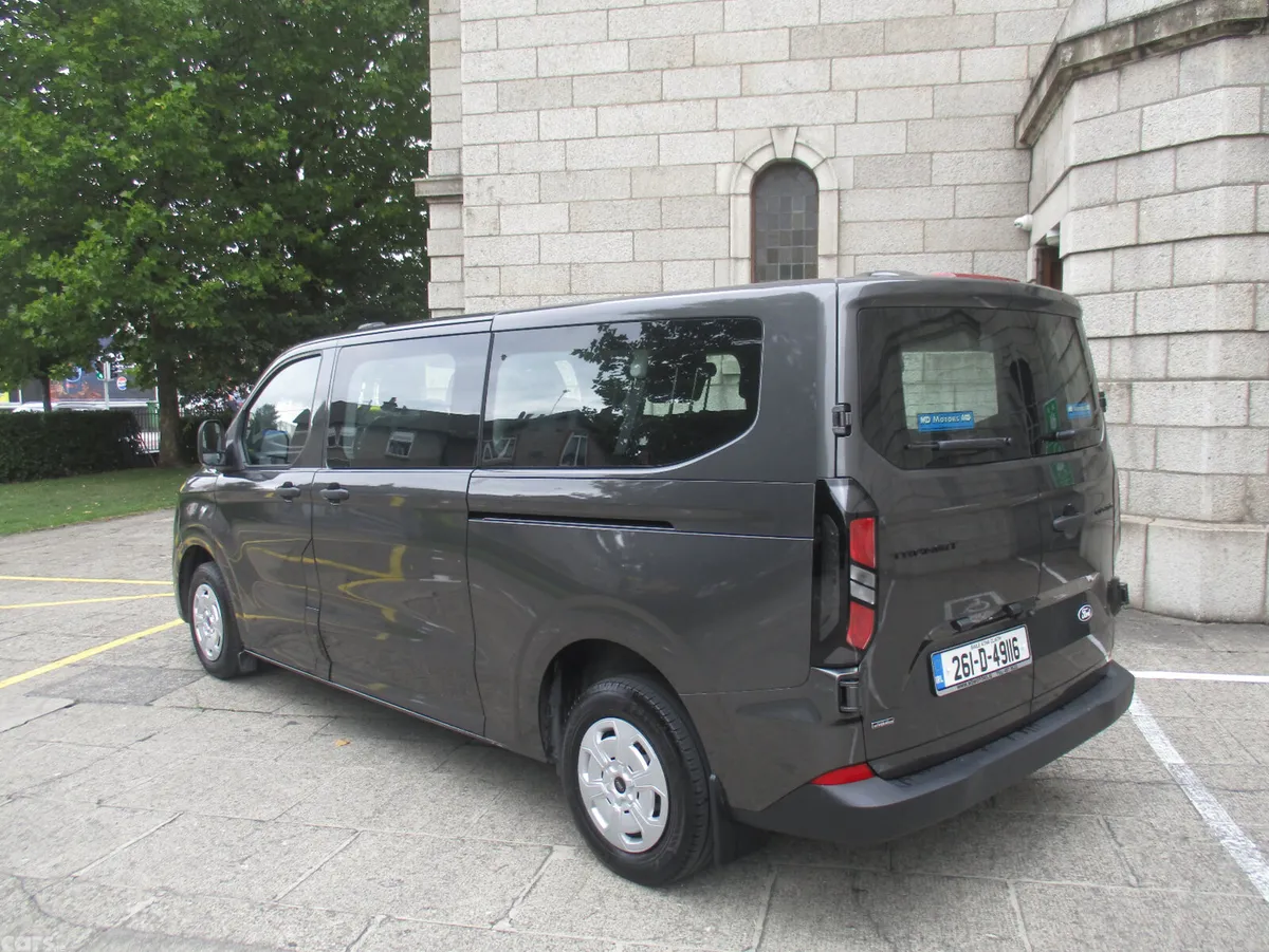 Ford Transit Custom MPV, Petrol Plug-in Hybrid, 2026, Grey