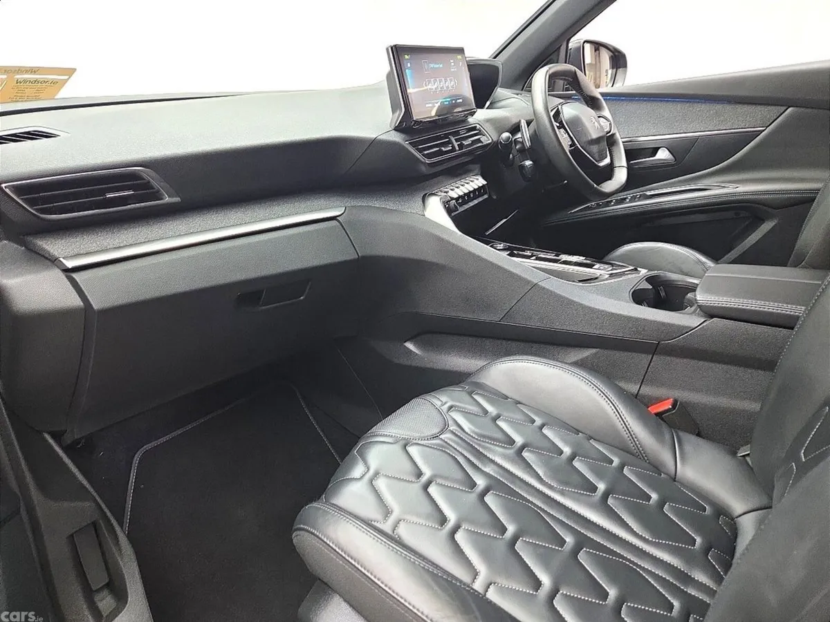 Peugeot 3008 SUV, Petrol Plug-in Hybrid, 2024, Blue
