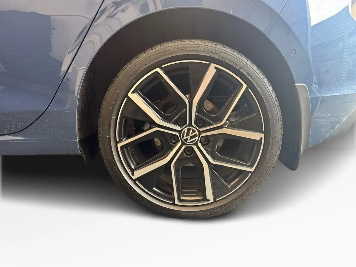Volkswagen Golf Hatchback, Diesel, 2025, Blue