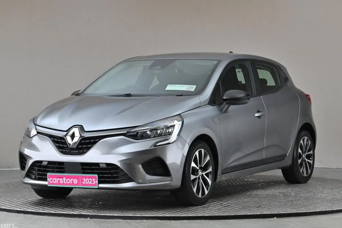Renault Clio Hatchback, Petrol, 2023, Grey