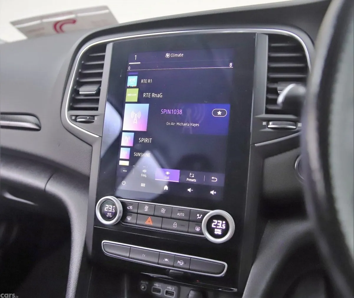 Renault Megane Estate, Petrol Plug-in Hybrid, 2022, Grey