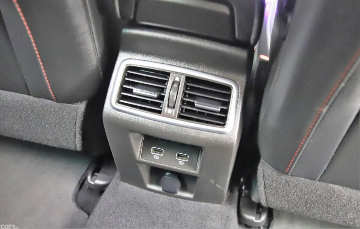 Renault Megane Estate, Petrol Plug-in Hybrid, 2022, Grey