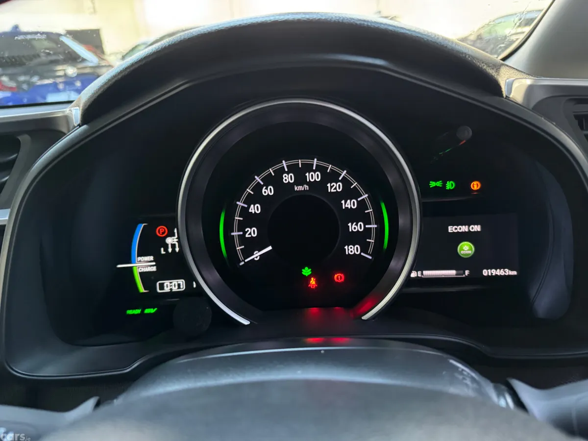 Honda Fit Hatchback, Petrol Plug-in Hybrid, 2017, Red