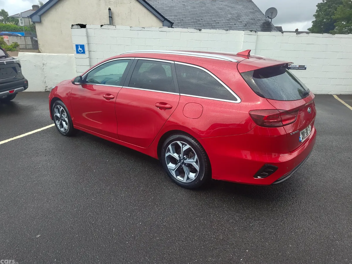 Kia Ceed Estate, Diesel, 2020, Red