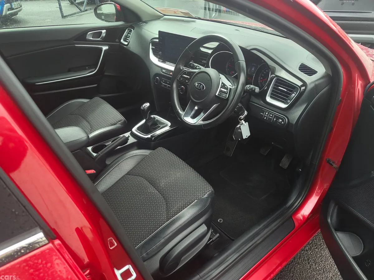 Kia Ceed Estate, Diesel, 2020, Red