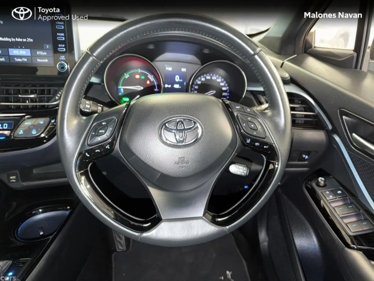 Toyota C-HR SUV, Petrol Hybrid, 2022, Red