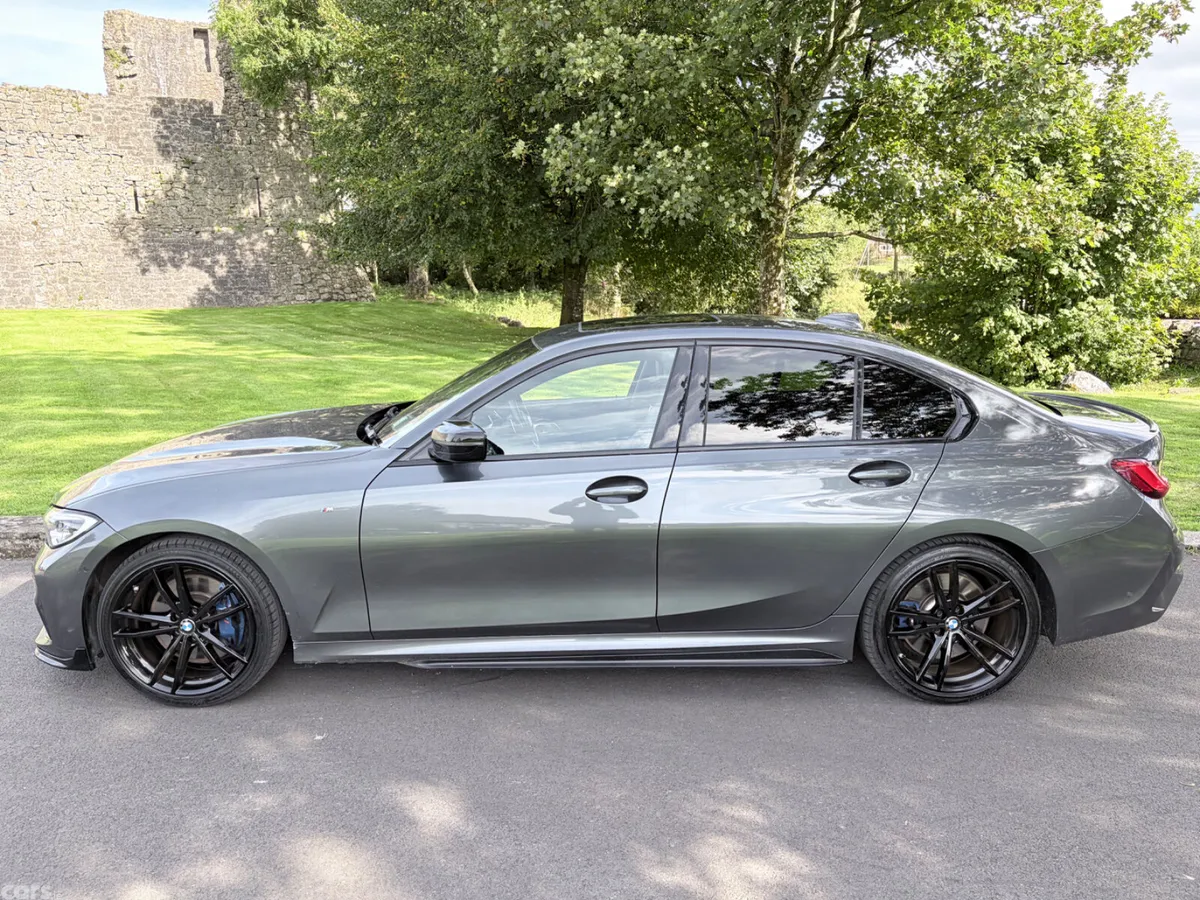 BMW 3-Series Saloon, Diesel Hybrid, 2020, Grey