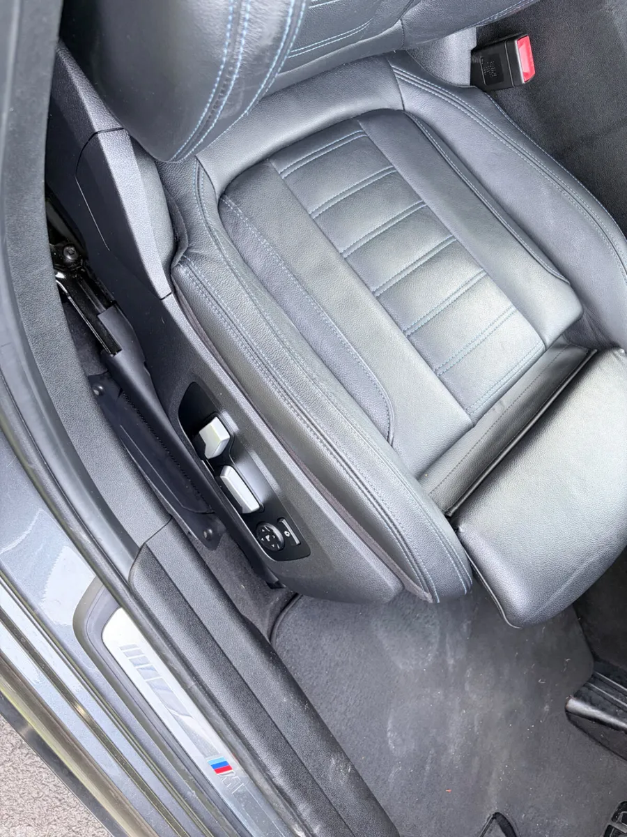 BMW 3-Series Saloon, Diesel Hybrid, 2020, Grey