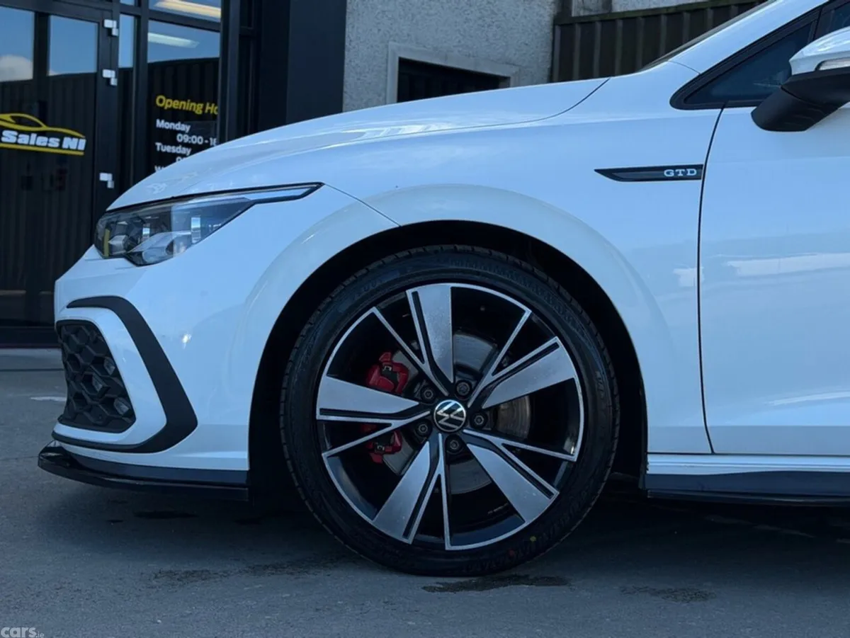 Volkswagen Golf Hatchback, Diesel, 2022, White