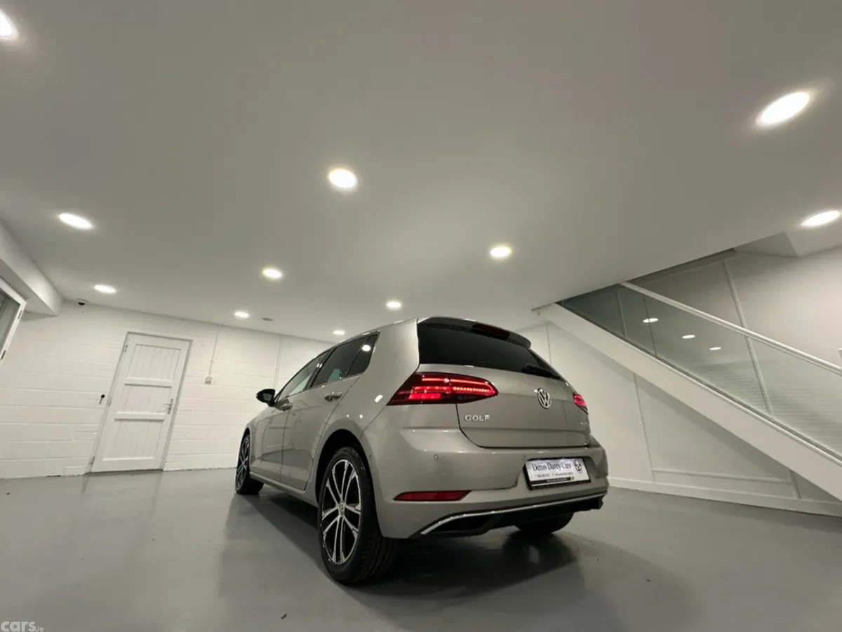 Volkswagen Golf Hatchback, Diesel, 2019, Silver
