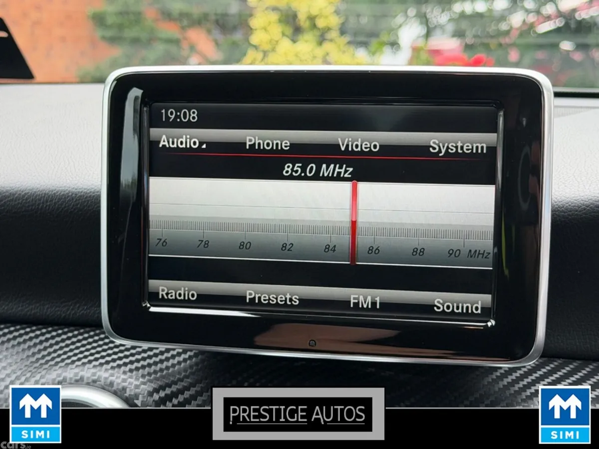 Mercedes-Benz A-Class Hatchback, Petrol, 2013, Red