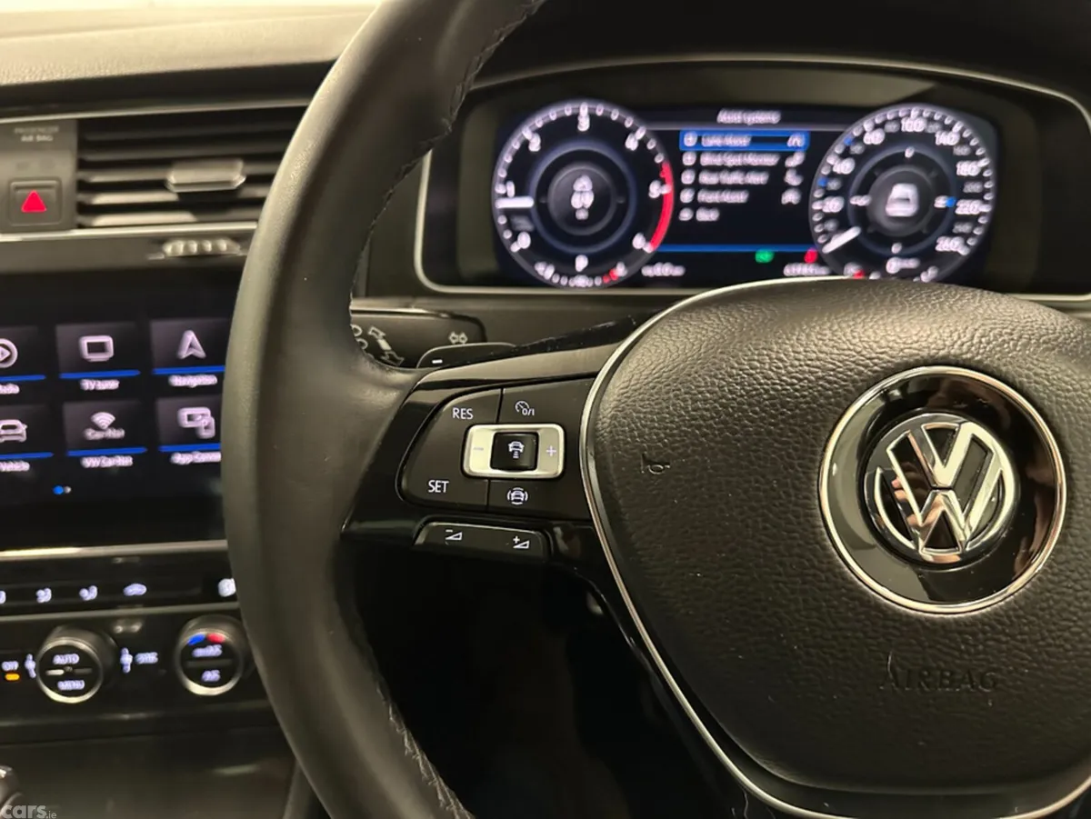 Volkswagen Golf Hatchback, Diesel, 2019, Silver