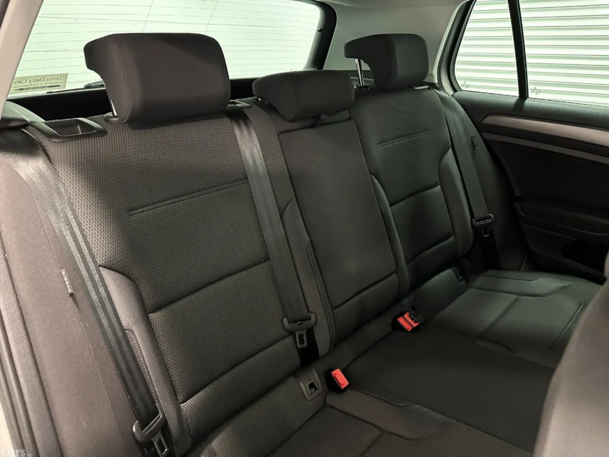 Volkswagen Golf Hatchback, Diesel, 2019, Silver