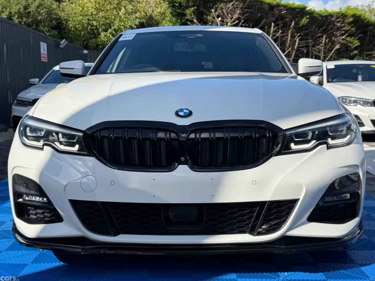 BMW 3-Series Saloon, Diesel, 2019, White