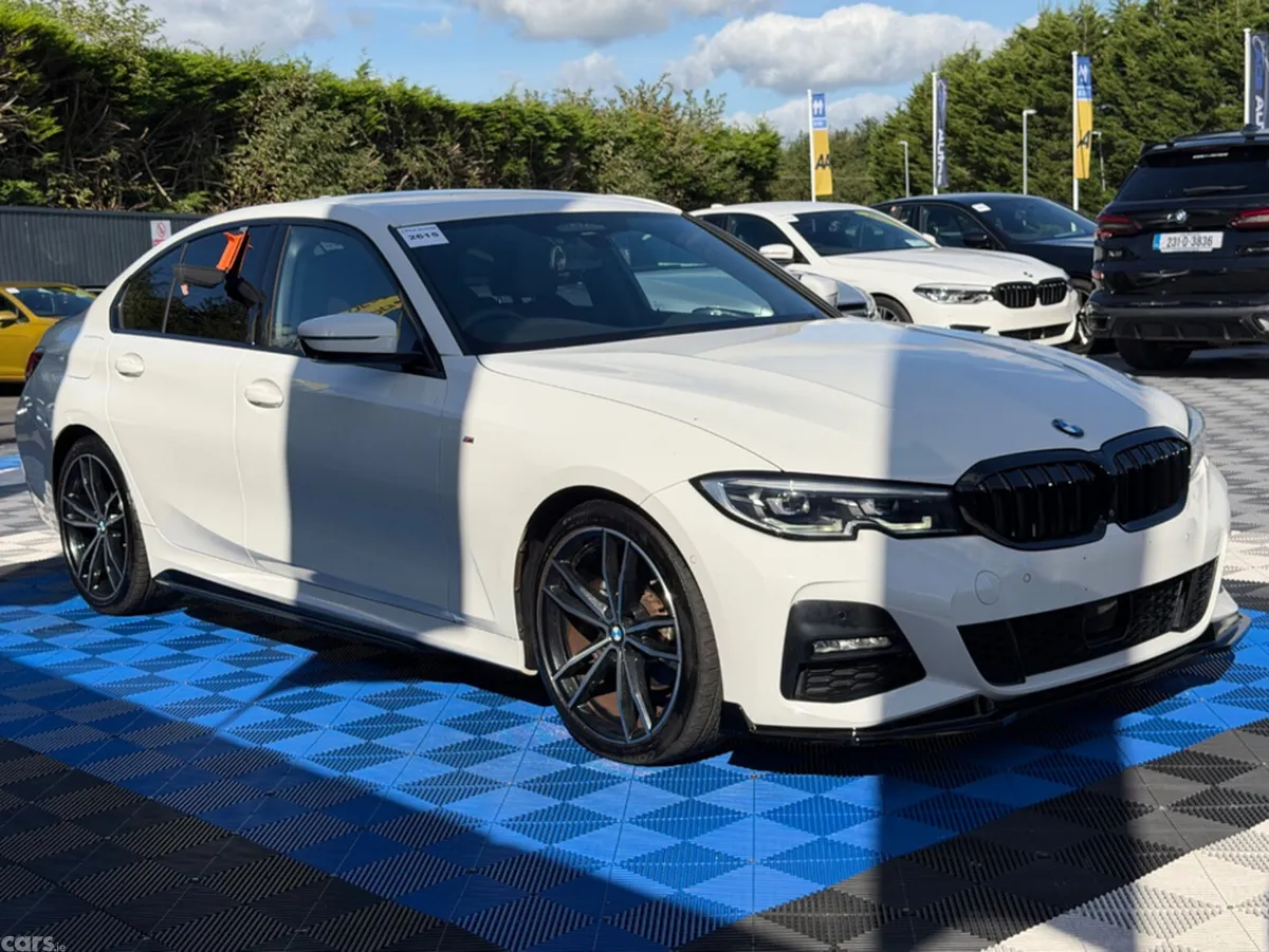 BMW 3-Series Saloon, Diesel, 2019, White