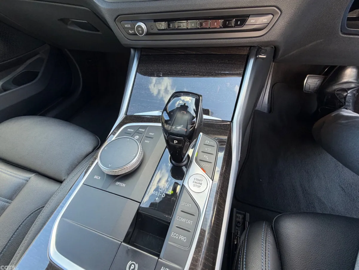 BMW 3-Series Saloon, Diesel, 2019, White