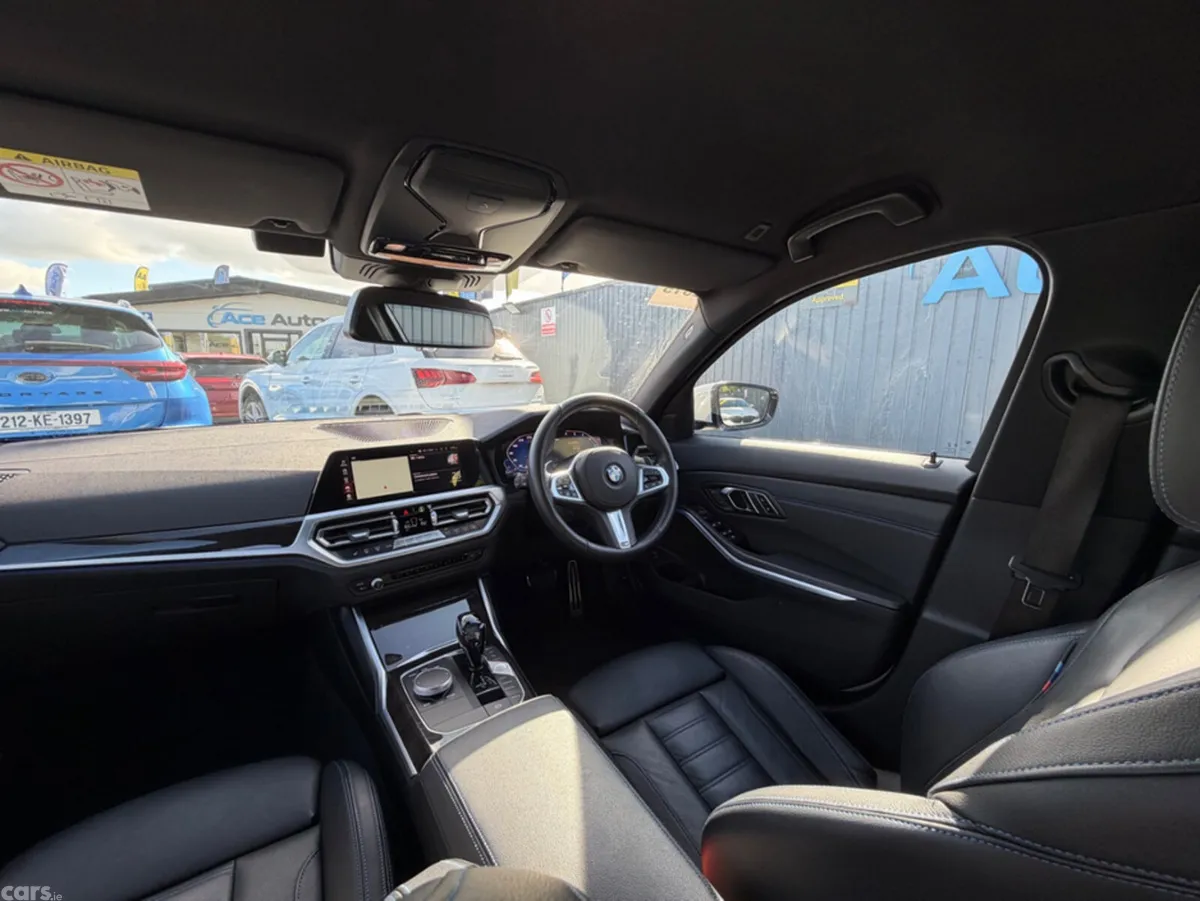 BMW 3-Series Saloon, Diesel, 2019, White