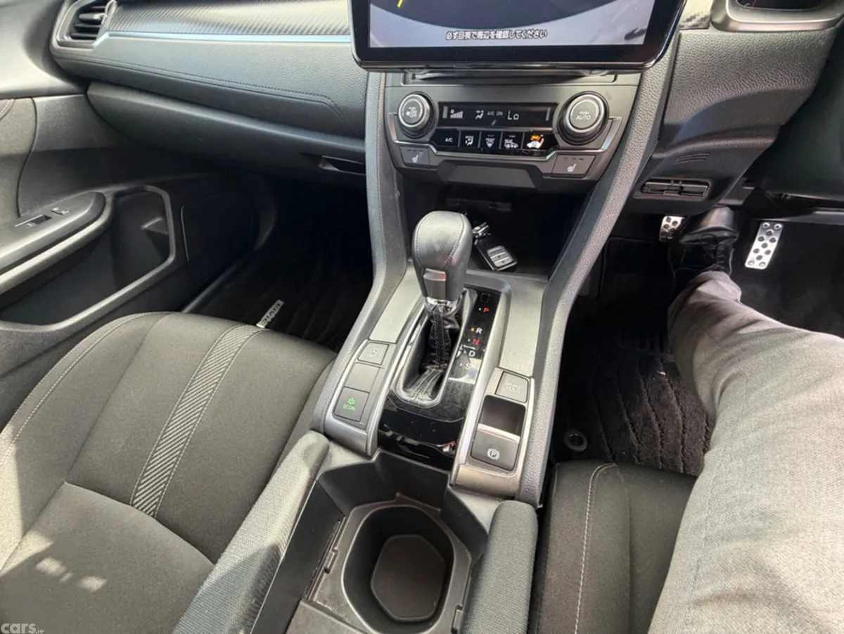 Honda Civic Saloon, Petrol, 2019, White
