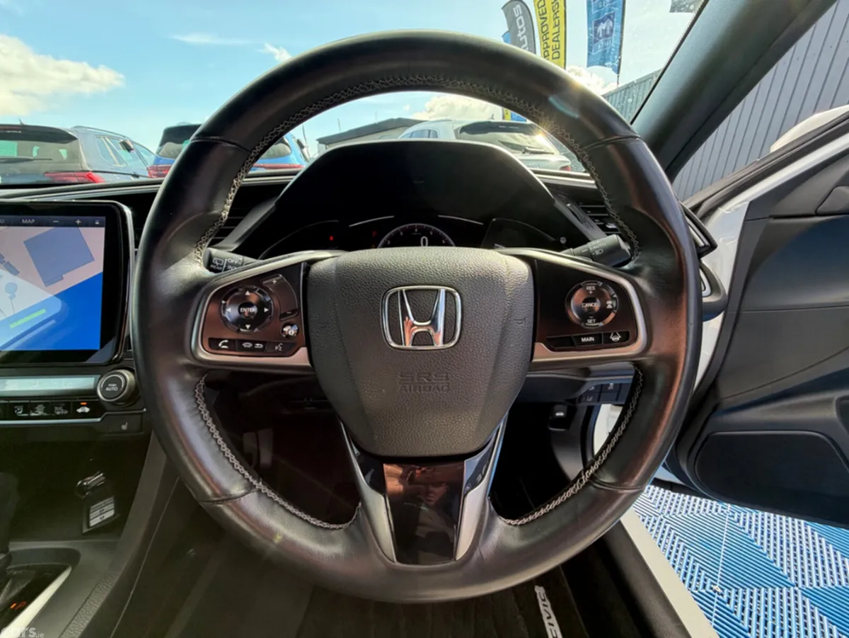 Honda Civic Saloon, Petrol, 2019, White