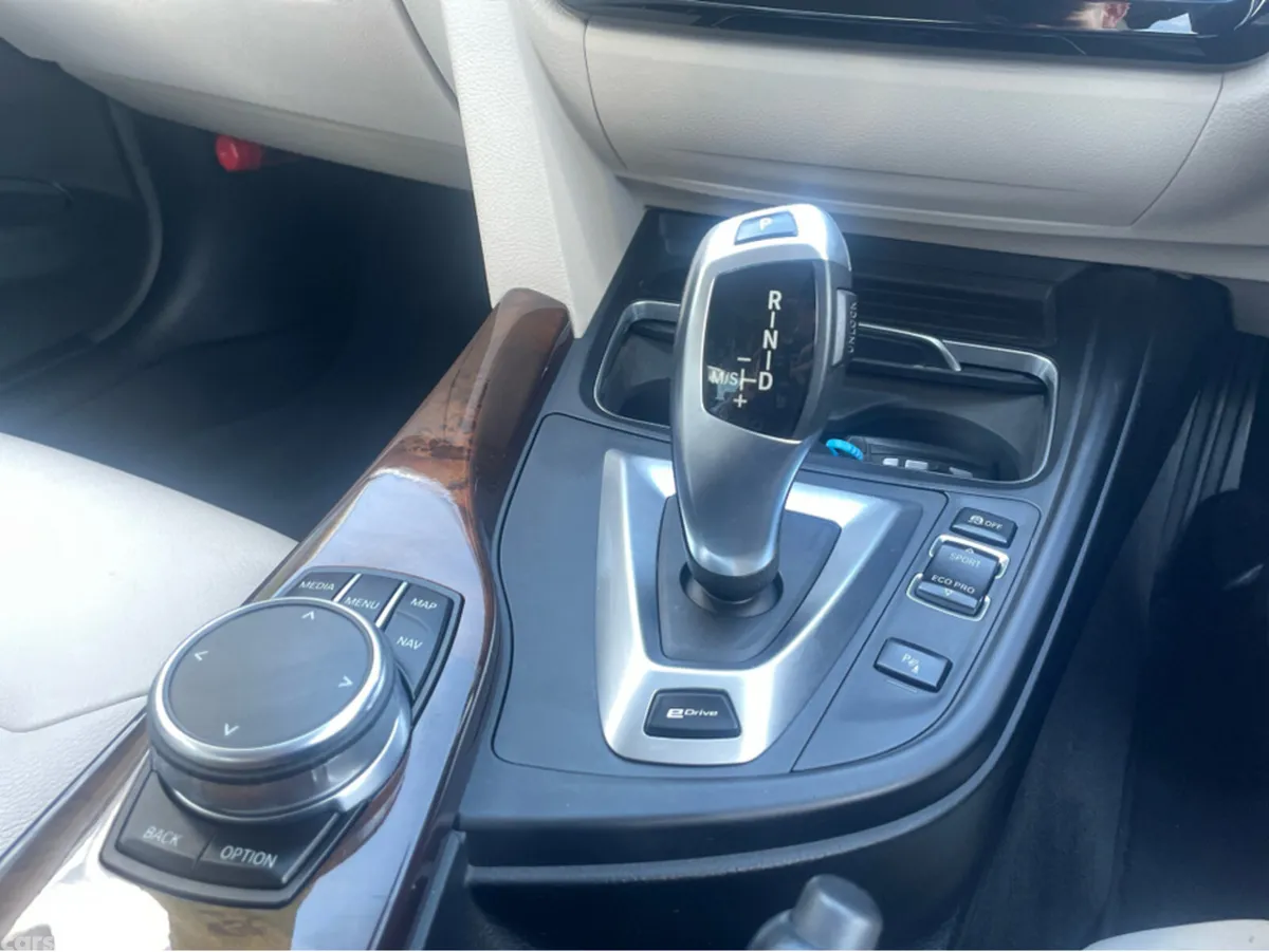BMW 3-Series Saloon, Petrol Plug-in Hybrid, 2018, Black