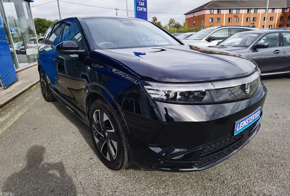 Opel Grandland Hatchback, Electric, 2024, Black