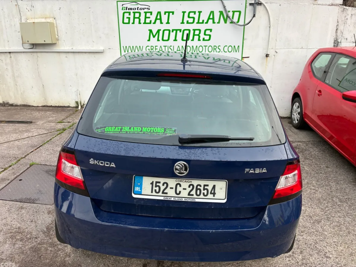 Skoda Fabia Hatchback, Petrol, 2015, Blue