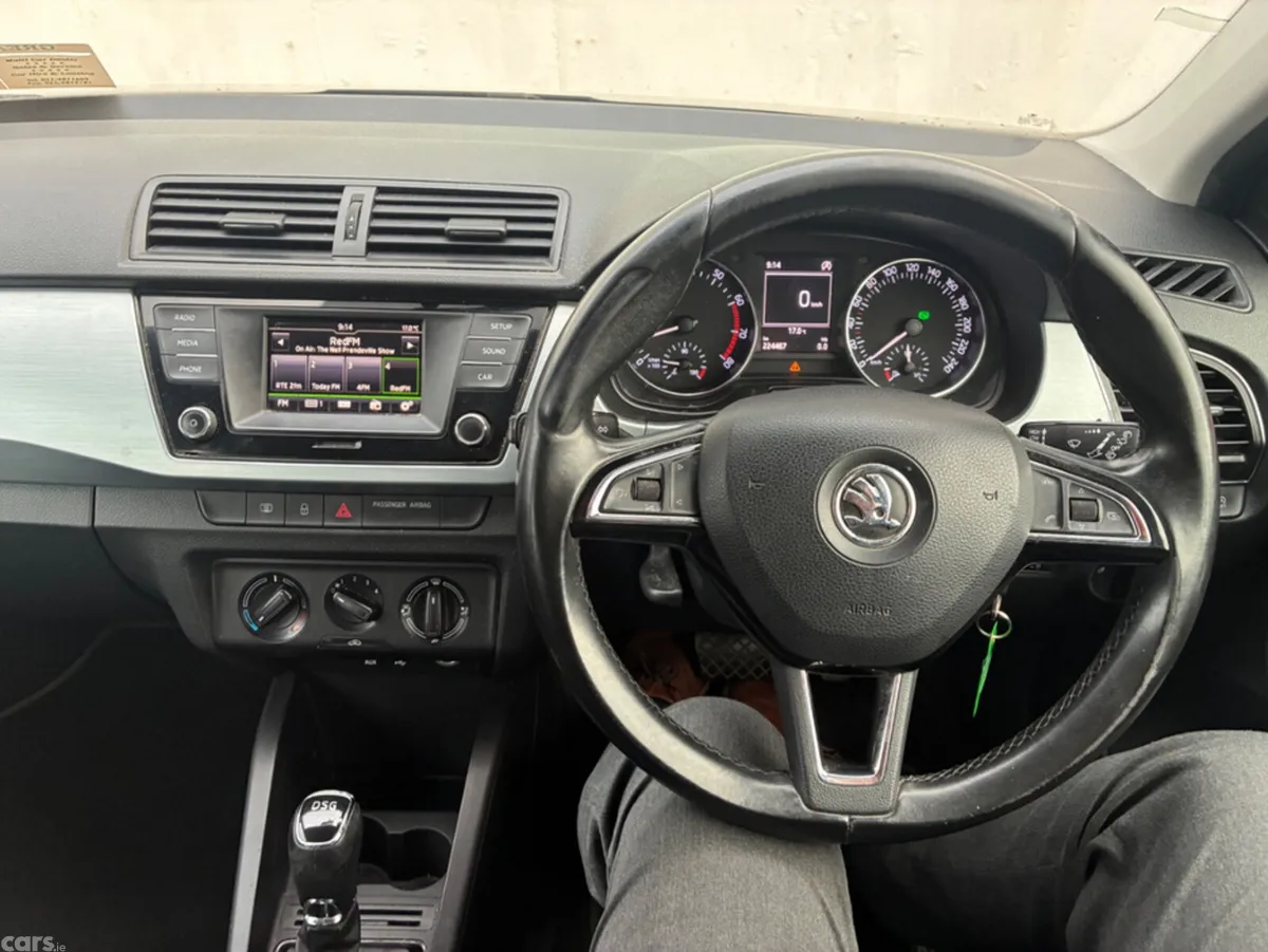 Skoda Fabia Hatchback, Petrol, 2015, Blue
