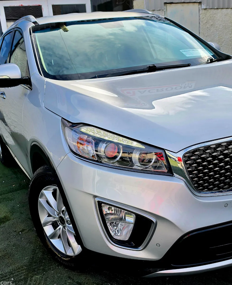 Kia Sorento SUV, Diesel, 2016, Silver