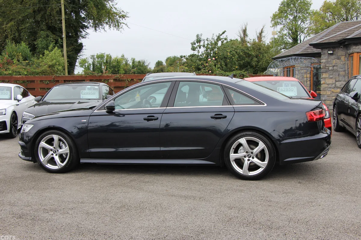 Audi A6 Saloon, Diesel, 2017, Blue