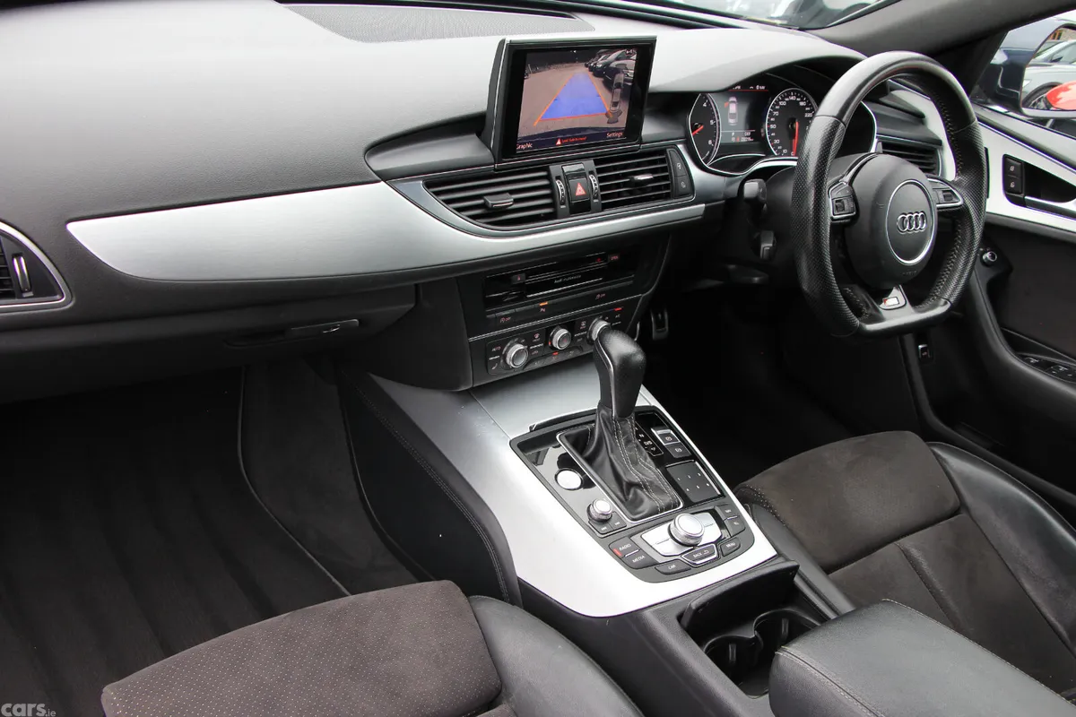 Audi A6 Saloon, Diesel, 2017, Blue
