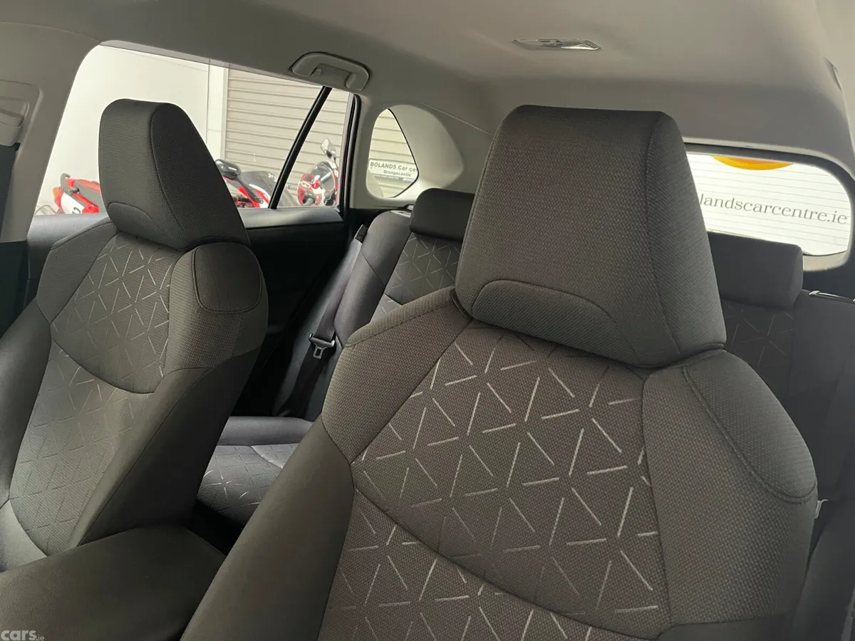 Toyota RAV4 SUV, Petrol Hybrid, 2021, Blue