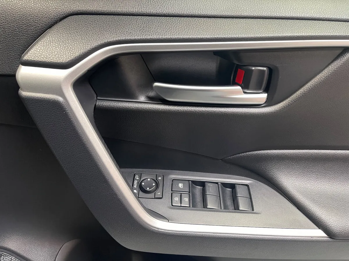 Toyota RAV4 SUV, Petrol Hybrid, 2021, Blue