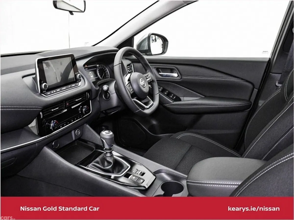 Nissan Qashqai SUV, Petrol, 2024, Silver