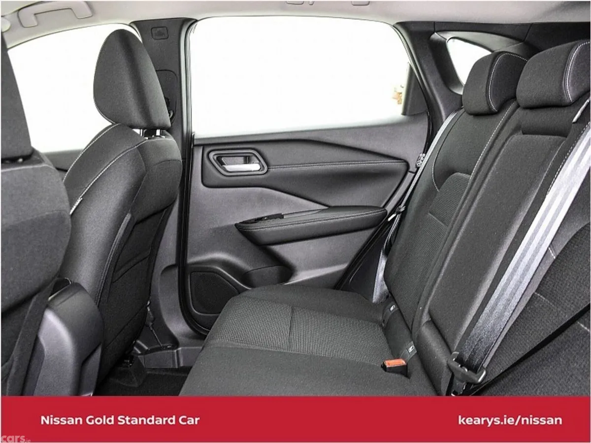 Nissan Qashqai SUV, Petrol, 2024, Silver