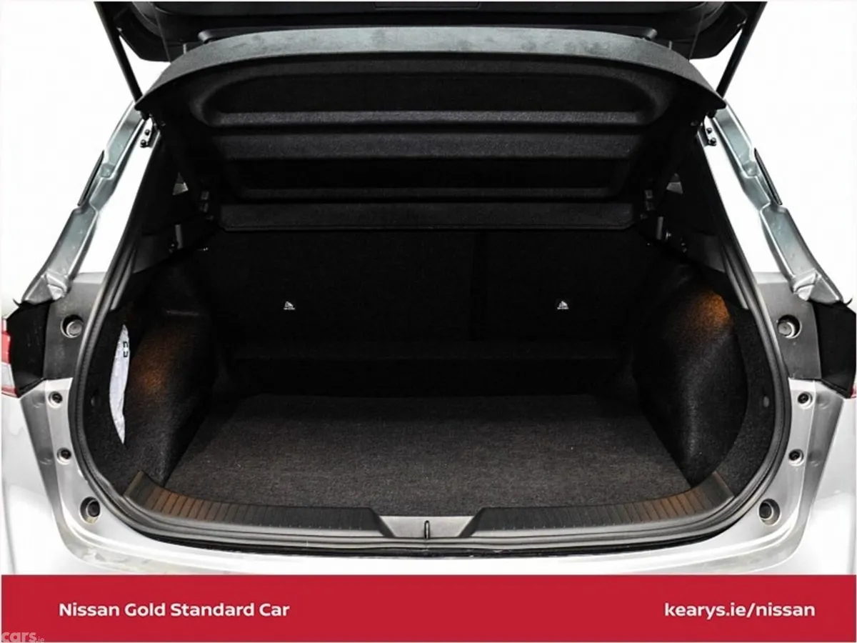 Nissan Qashqai SUV, Petrol, 2024, Silver
