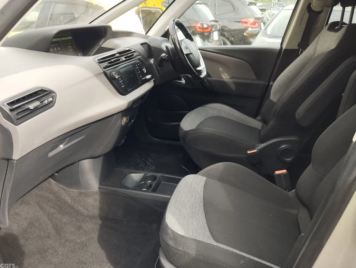 Citroen C4 Hatchback, Diesel, 2017, Brown