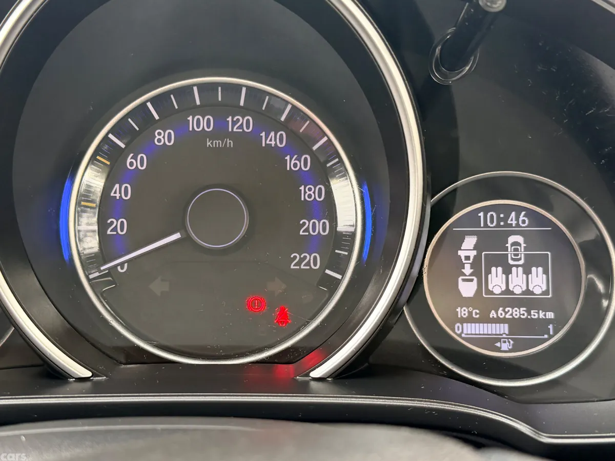 Honda Jazz Hatchback, Petrol, 2019, Grey