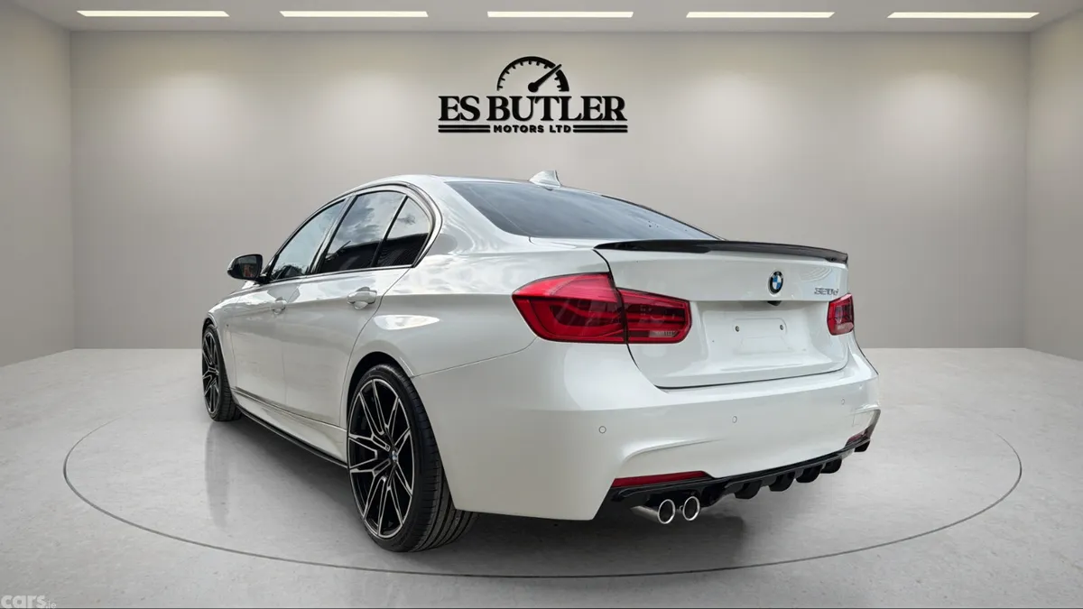 BMW 3-Series Saloon, Diesel, 2017, White