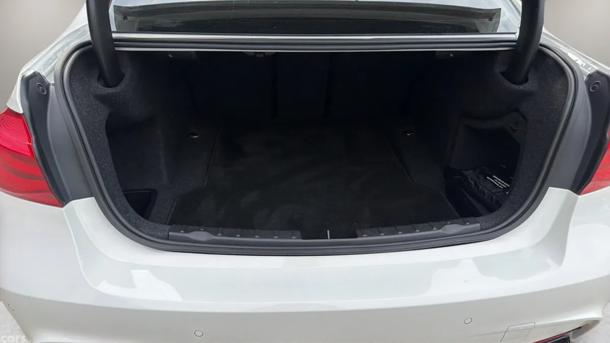 BMW 3-Series Saloon, Diesel, 2017, White