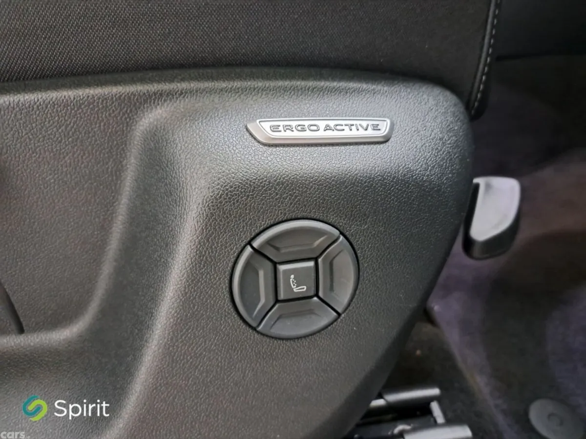 Volkswagen Tiguan SUV, Petrol Hybrid, 2026, Grey