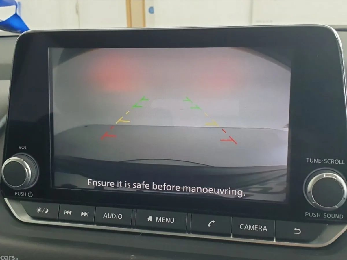 Nissan Qashqai MPV, Petrol, 2024, Red
