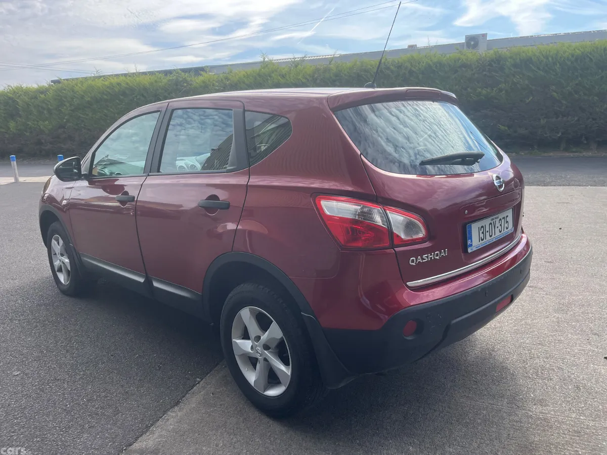 Nissan Qashqai MPV, Diesel, 2013, Red