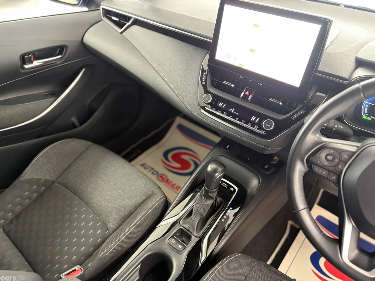 Toyota Corolla Hatchback, Petrol Hybrid, 2023, Blue
