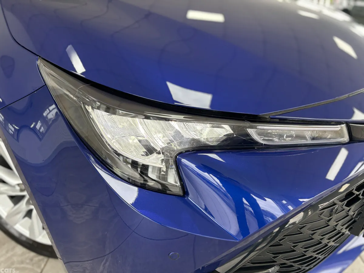 Toyota Corolla Hatchback, Petrol Hybrid, 2023, Blue