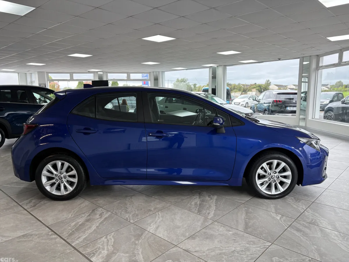 Toyota Corolla Hatchback, Petrol Hybrid, 2023, Blue