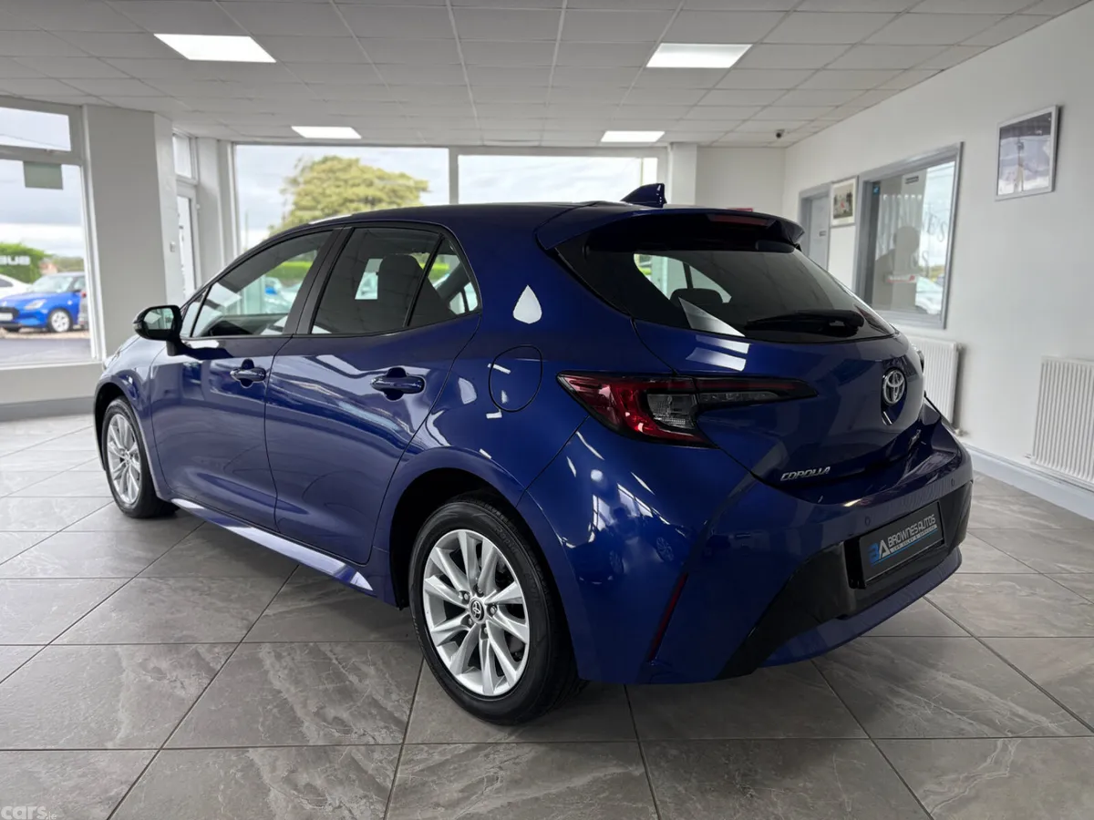 Toyota Corolla Hatchback, Petrol Hybrid, 2023, Blue