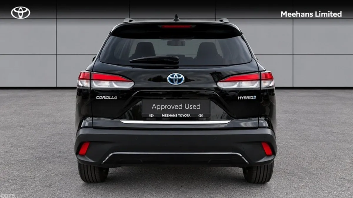 Toyota Corolla Cross Hatchback, Petrol Hybrid, 2023, Black